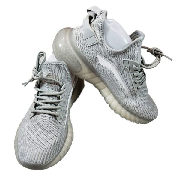 Shoes - UBEE Shoes Size 7.5 (38 EUR) Women's Breathable